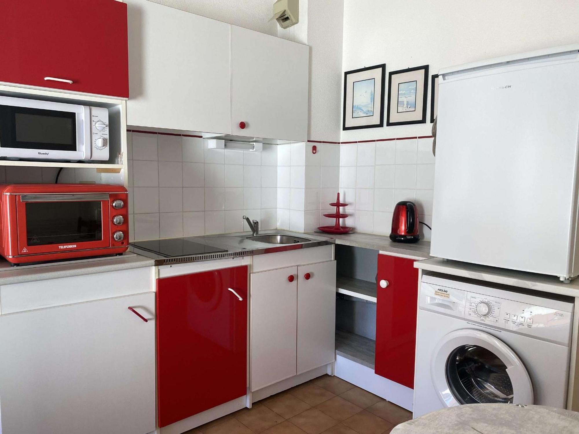 Studio Cosy Avec Terrasse, Parking, Proche Thermes - Balaruc-Les-Bains - Fr-1-553-89 Bagian luar foto