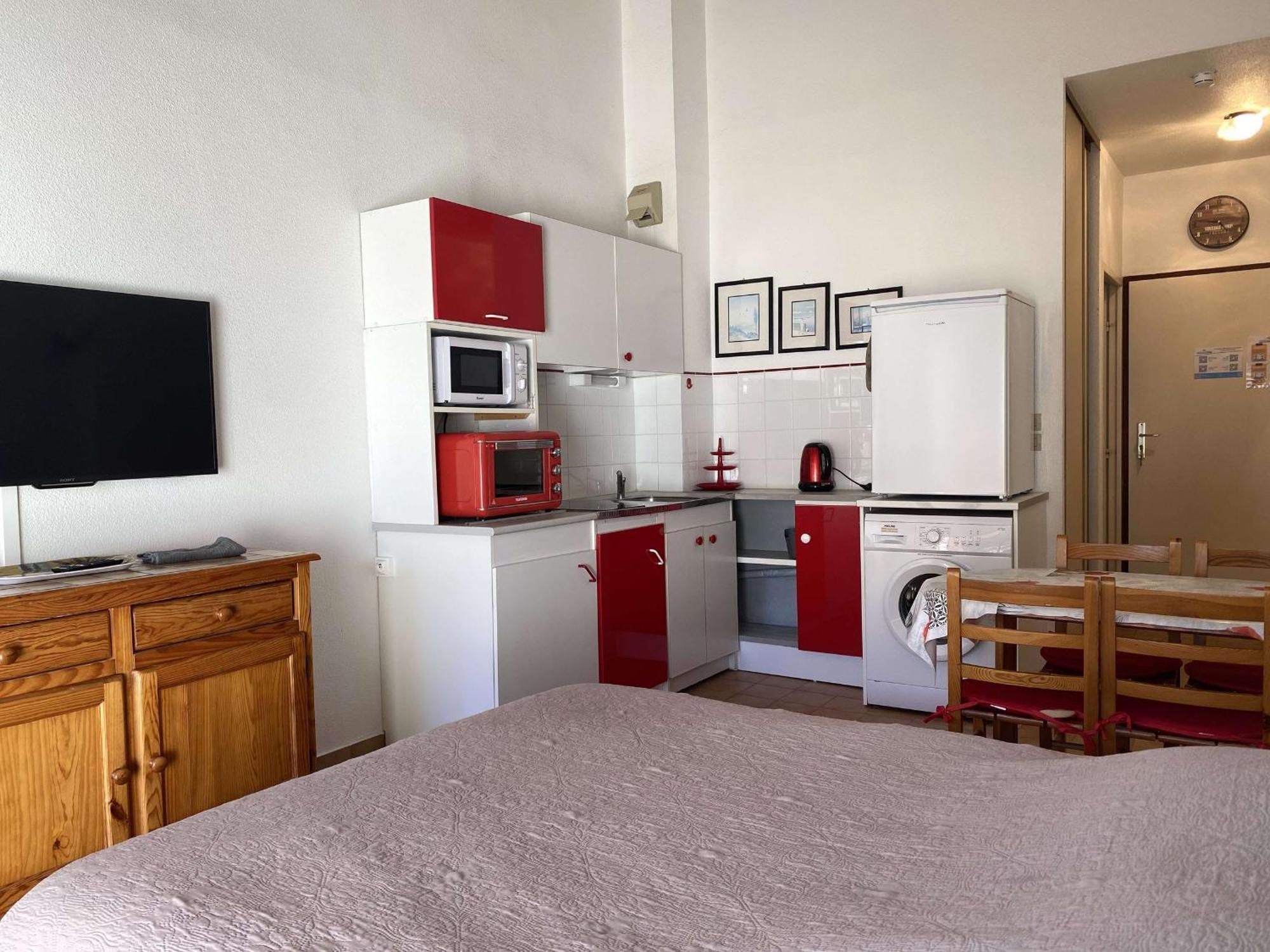 Studio Cosy Avec Terrasse, Parking, Proche Thermes - Balaruc-Les-Bains - Fr-1-553-89 Bagian luar foto